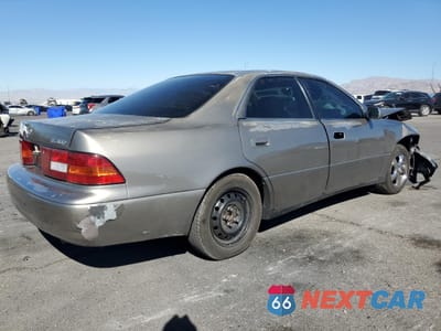 Trzecie zdjęcie samochodu z tyłu: 1998 LEXUS ES 300 VIN:JT8BF28G3W5028664 - miniatura