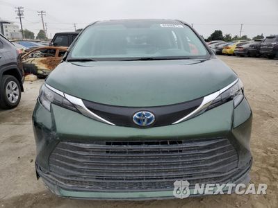 Piąte zdjęcie samochodu w środku: 2024 TOYOTA SIENNA LE VIN:5TDBRKEC7RS187146 - miniatura