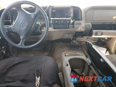 Zdjęcie 8 z 13 samochodu: 1997 CHEVROLET TAHOE K1500 VIN:1GNEK13R4VJ364091 - miniatura