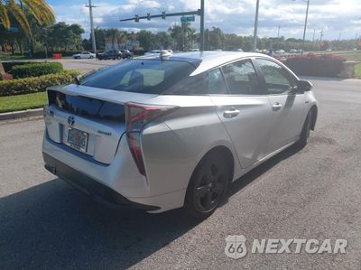 Czwarte zdjęcie samochodu z boku: 2016 TOYOTA PRIUS VIN:JTDKARFU0G3514640 - miniatura