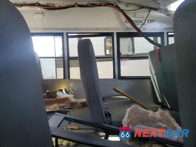 Zdjęcie 11 z 14 samochodu: 2010 CHEV EXPRESS G3500 VIN:1GB6G2AG9A1136432 - miniatura