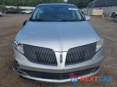 Piąte zdjęcie samochodu w środku: 2013 LINCOLN MKT VIN:2LMHJ5ATXDBL53372 - miniatura