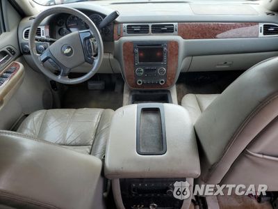 Zdjęcie 8 z 13 samochodu: 2007 CHEVROLET SUBURBAN K1500 VIN:1GNFK16397J237982 - miniatura