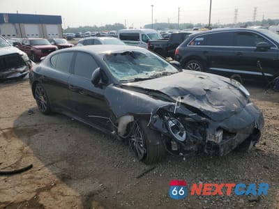 Czwarte zdjęcie samochodu z boku: 2016 PORSCHE PANAMERA 2 VIN:WP0AA2A78GL004878 - miniatura