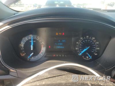 Zdjęcie 9 z 12 samochodu: 2017 FORD FUSION S VIN:3FA6P0G76HR154366 - miniatura