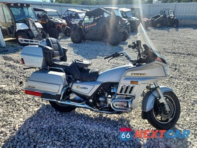 1985 HONDA GL1200 I 1HFSC1418FA108769 - główne zdjęcie licytacji z USA - miniatura