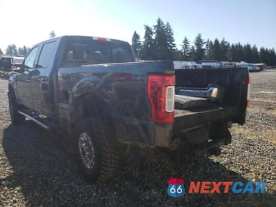 Drugie zdjęcie samochodu z przodu: 2018 FORD F350 SUPER DUTY VIN:1FT8W3BT7JEC80336 - miniatura