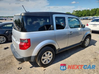 Trzecie zdjęcie samochodu z tyłu: 2008 HONDA ELEMENT EX VIN:5J6YH18708L007442 - miniatura