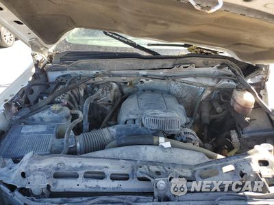 Zdjęcie 11 z 12 samochodu: 2015 CHEVROLET SILVERADO C3500 VIN:1GC3CYCG5FZ134440 - miniatura
