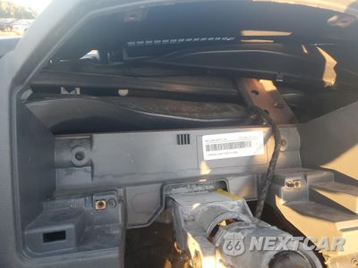 Zdjęcie 9 z 11 samochodu: 2017 RAM 1500 SLT VIN:3C6RR7LT7HG788219 - miniatura