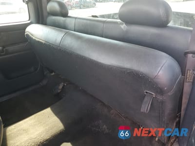 Zdjęcie 10 z 14 samochodu: 2001 GMC NEW SIERRA K1500 VIN:1GTEK19T31Z128300 - miniatura