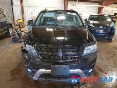Piąte zdjęcie samochodu w środku: 2017 DODGE JOURNEY CROSSROAD VIN:3C4PDDGG6HT702836 - miniatura