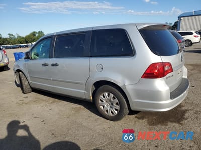 Drugie zdjęcie samochodu z przodu: 2009 VOLKSWAGEN ROUTAN S VIN:2V8HW44199R501584 - miniatura