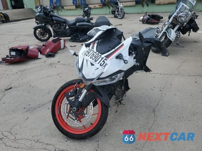 Drugie zdjęcie samochodu z przodu: 2025 APRILIA RS 457 VIN:ZD4XEUA08S6001584 - miniatura