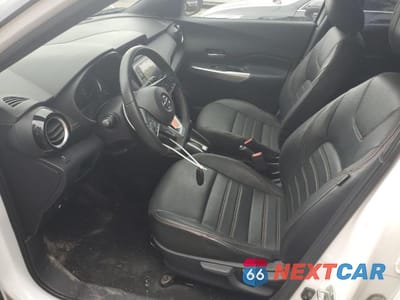 Zdjęcie 7 z 14 samochodu: 2019 NISS KICKS S VIN:3N1CP5CU8KL486036 - miniatura