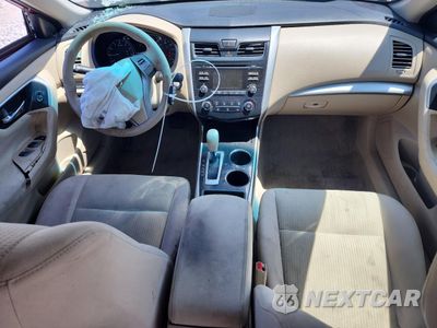 Zdjęcie 8 z 14 samochodu: 2014 NISSAN ALTIMA 2.5 VIN:1N4AL3AP5EC275917 - miniatura