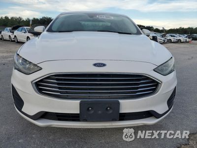Piąte zdjęcie samochodu w środku: 2019 FORD FUSION SE VIN:3FA6P0LU5KR119305 - miniatura