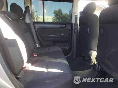Zdjęcie 10 z 12 samochodu: 2006 TOYOTA SCION XB VIN:JTLKT334964043676 - miniatura