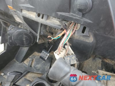 Zdjęcie 9 z 11 samochodu: 2015 POLARIS RZR S 900 EPS VIN:3NSVBE879FF382195 - miniatura