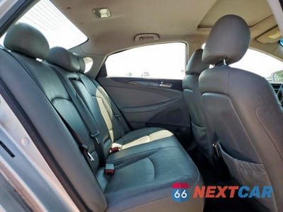 Zdjęcie 10 z 12 samochodu: 2011 HYUNDAI SONATA LIMITED VIN:5NPEC4AC6BH264570 - miniatura