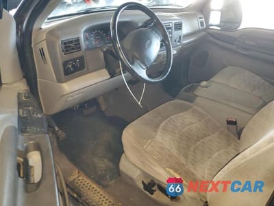 Zdjęcie 8 z 12 samochodu: 1999 FORD F-250 SUPER DUTY VIN:1FTNX21S0XEB10363 - miniatura