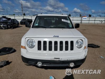 Piąte zdjęcie samochodu w środku: 2014 JEEP PATRIOT LIMITED VIN:1C4NJRCB6ED560755 - miniatura
