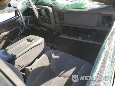 Zdjęcie 8 z 12 samochodu: 2007 GMC SIERRA K2500 HEAVY DUTY VIN:1GTHK23D27F144180 - miniatura