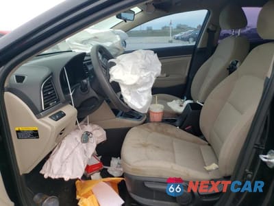 Zdjęcie 7 z 12 samochodu: 2018 HYUNDAI ELANTRA SEL VIN:5NPD84LF5JH281105 - miniatura