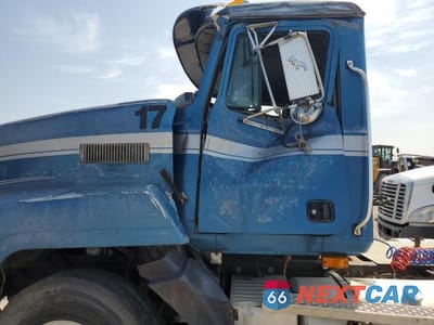 Zdjęcie 9 z 10 samochodu: 1997 MACK 600 CH600 VIN:1M1AA13Y8VW073923 - miniatura