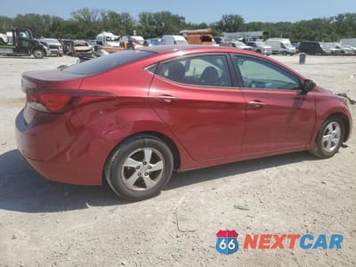 Trzecie zdjęcie samochodu z tyłu: 2014 HYUNDAI ELANTRA SE VIN:5NPDH4AE5EH475181 - miniatura
