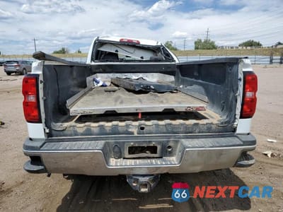 Zdjęcie 6 z 12 samochodu: 2018 CHEVROLET SILVERADO K2500 HEAVY DUTY LT VIN:1GC1KVEG2JF261212 - miniatura