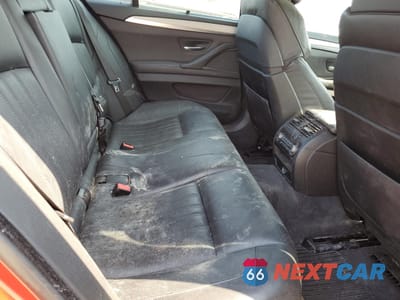 Zdjęcie 10 z 12 samochodu: 2014 BMW M5 VIN:WBSFV9C52ED593702 - miniatura