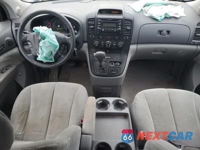 Zdjęcie 8 z 13 samochodu: 2006 KIA SEDONA EX VIN:KNDMB233966042704 - miniatura