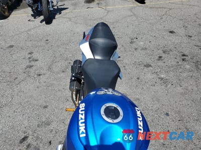 Piąte zdjęcie samochodu w środku: 2023 SUZUKI GSX-R750 VIN:JS1GR7MA2P7100256 - miniatura