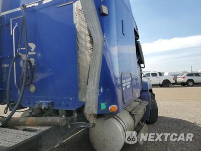 Zdjęcie 10 z 10 samochodu: 2007 FREIGHTLINER CONVENTION - TRUCKS VIN:1FUJBBCK07LX11237 - miniatura