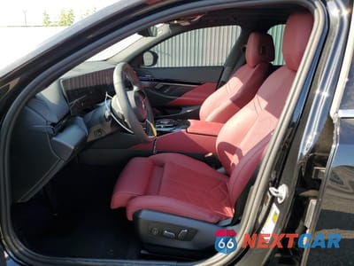 Zdjęcie 7 z 15 samochodu: 2025 BMW 530 I VIN:WBA43FJ03SCT45595 - miniatura