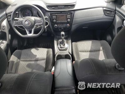 Zdjęcie 8 z 12 samochodu: 2017 NISSAN ROGUE S VIN:KNMAT2MT7HP531937 - miniatura
