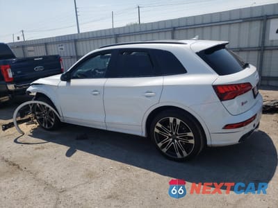 Drugie zdjęcie samochodu z przodu: 2020 AUDI SQ5 PREMIUM PLUS VIN:WA1B4AFY3L2068988 - miniatura