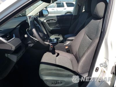 Zdjęcie 7 z 15 samochodu: 2024 TOYOTA RAV4 XLE VIN:2T3P1RFV2RC451198 - miniatura