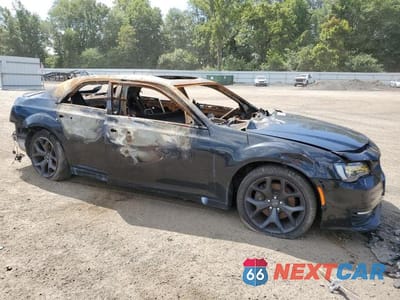 Czwarte zdjęcie samochodu z boku: 2021 CHRYSLER 300 S VIN:2C3CCABT5MH515888 - miniatura