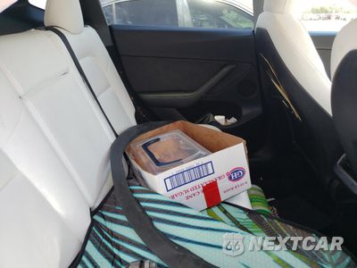 Zdjęcie 10 z 12 samochodu: 2023 TESLA MODEL Y VIN:7SAYGDEEXPF625420 - miniatura