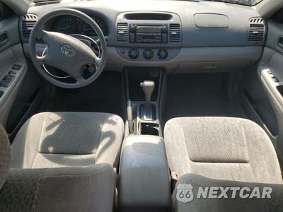 Zdjęcie 8 z 12 samochodu: 2004 TOYOTA CAMRY LE VIN:4T1BE32K34U873536 - miniatura