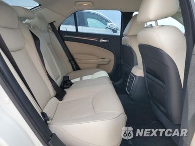Zdjęcie 10 z 13 samochodu: 2021 CHRYSLER 300 TOURING VIN:2C3CCAAG5MH613873 - miniatura