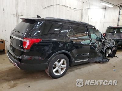 Trzecie zdjęcie samochodu z tyłu: 2017 FORD EXPLORER XLT VIN:1FM5K8D8XHGB33510 - miniatura