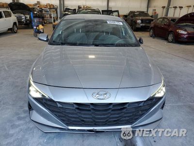 Piąte zdjęcie samochodu w środku: 2021 HYUNDAI ELANTRA SEL VIN:5NPLM4AG7MH019979 - miniatura