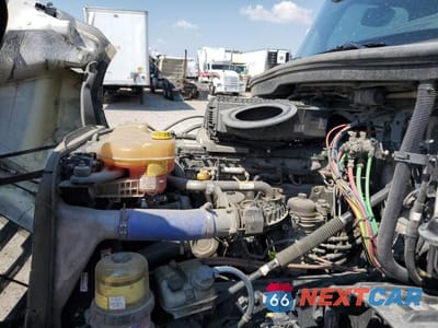 Zdjęcie 7 z 10 samochodu: 2020 FREIGHTLINER CASCADIA 126 SEMI TRUCK VIN:3AKJHHDR4LSMC3762 - miniatura
