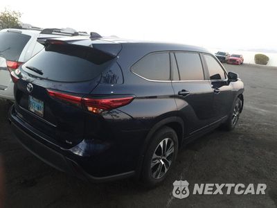 Trzecie zdjęcie samochodu z tyłu: 2023 TOYOTA HIGHLANDER L VIN:5TDKDRAH4PS008650 - miniatura