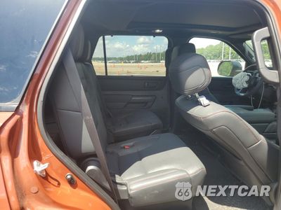 Zdjęcie 11 z 15 samochodu: 2024 TOYOTA SEQUOIA SR5 VIN:7SVAAABA8RX040625 - miniatura