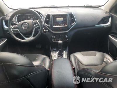 Zdjęcie 8 z 16 samochodu: 2017 JEEP CHEROKEE TRAILHAWK VIN:1C4PJMBS9HW584991 - miniatura
