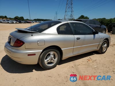 Trzecie zdjęcie samochodu z tyłu: 2005 PONTIAC SUNFIRE VIN:3G2JB12F05S162463 - miniatura